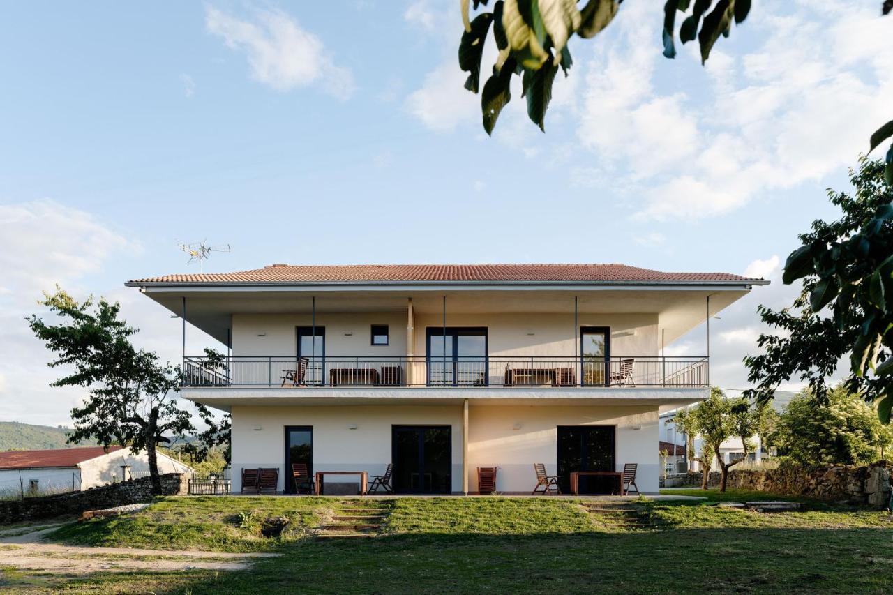 Apartamentos Ribeira Sacra Parada del Sil Dış mekan fotoğraf