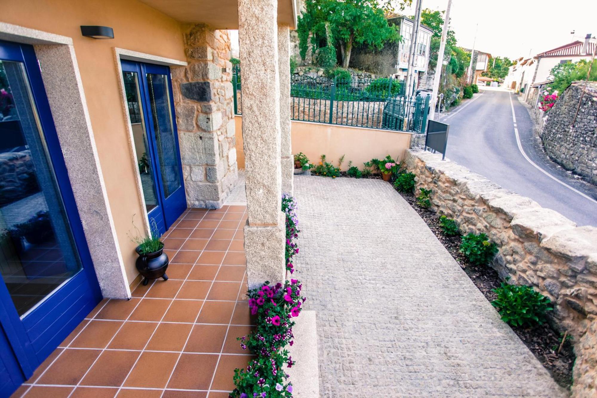 Apartamentos Ribeira Sacra Parada del Sil Dış mekan fotoğraf